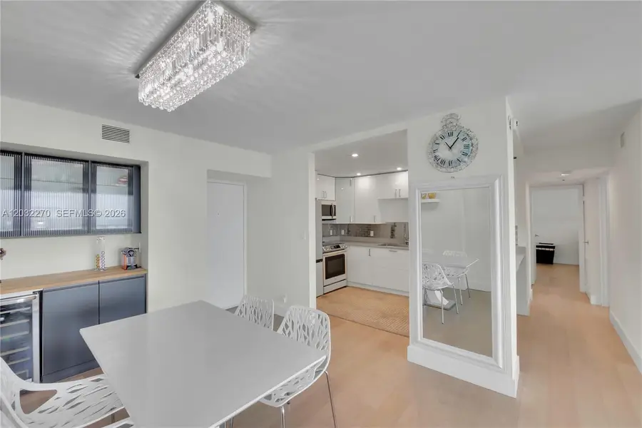 100 Bayview Dr #1008, Sunny Isles Beach, FL 33160 - #3
