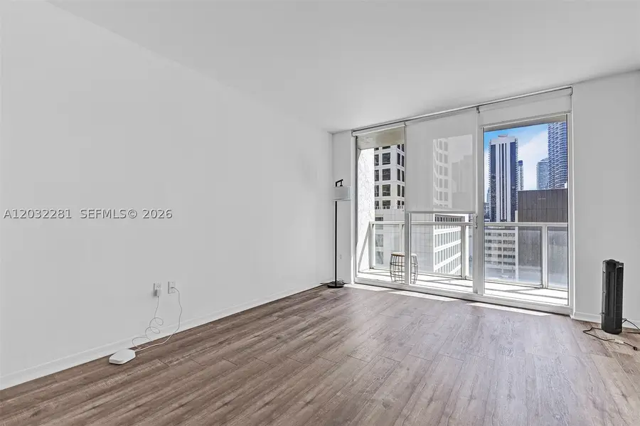 55 SE 6th St #1208, Miami, FL 33131 - #3