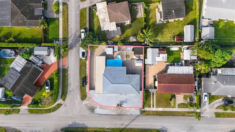 9365 SW 44th St, Miami, FL 33165 - #2