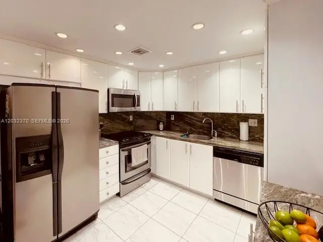 Address Withheld By Seller, Sunny Isles Beach, FL 33160 - #2