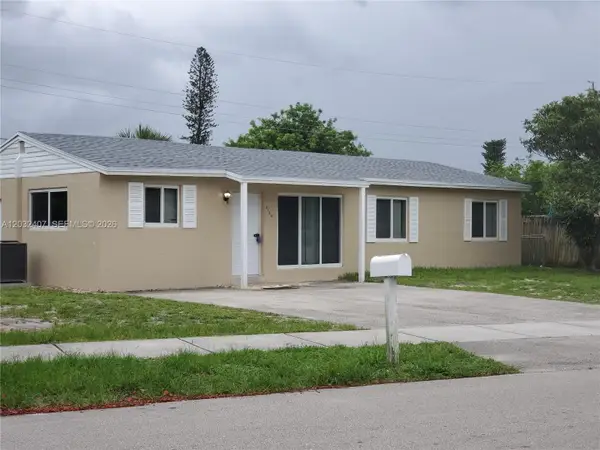 2124 SW 42nd Ter, Fort Lauderdale, FL 33317