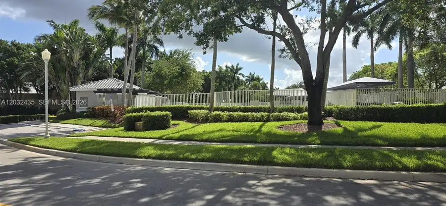1643 Palermo Dr, Weston, FL 33327 - #3