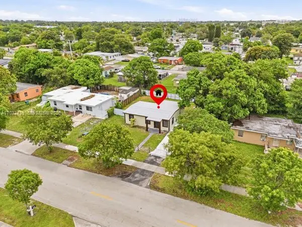 2520 NW 160th St, Miami Gardens, FL 33054 - #2