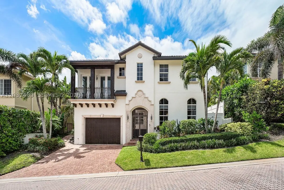 460 Surfside Ln, Juno Beach, FL 33408 - #1