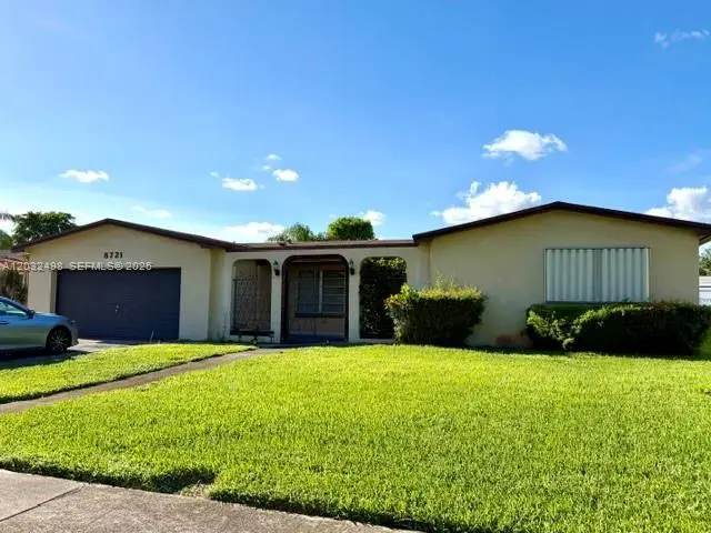 8721 NW 18th St, Pembroke Pines, FL 33024 - #3
