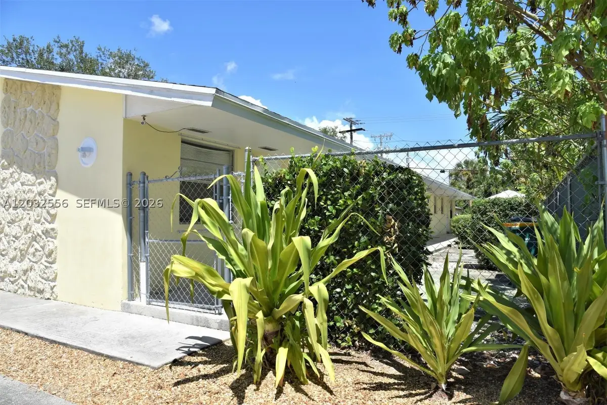 1008 N 18 Avenue, Lake Worth, FL 33460 - #1