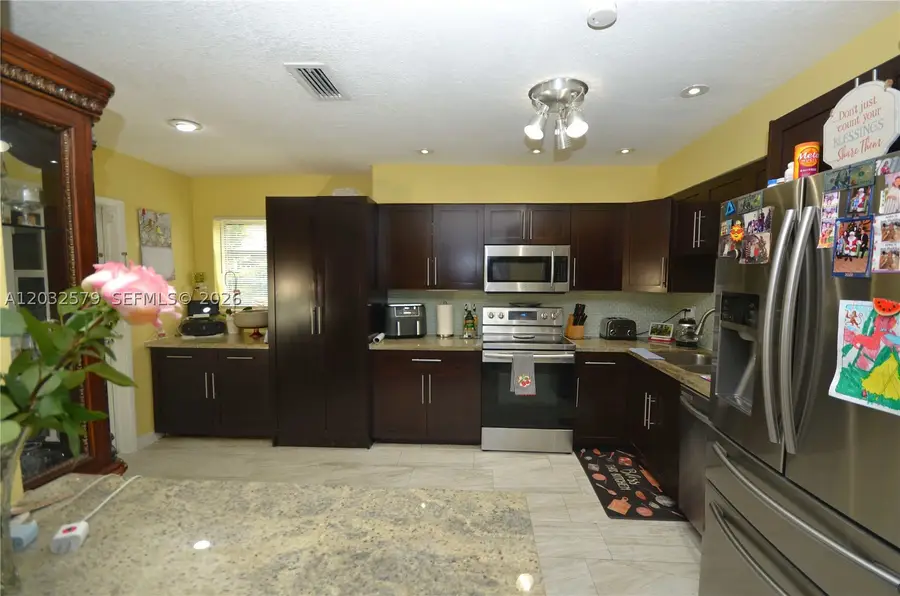 7470 Polk St, Hollywood, FL 33024 - #2