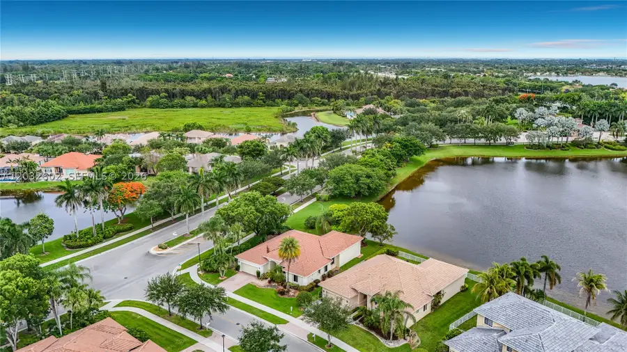 19302 SW 68th St, Pembroke Pines, FL 33332 - #3