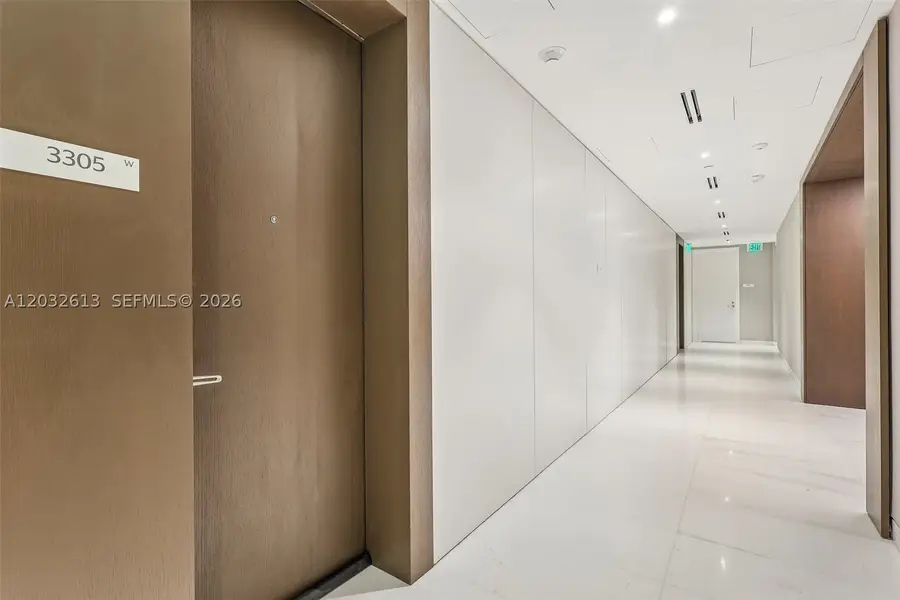 300 Biscayne Boulevard Way #3305W, Miami, FL 33131 - #2