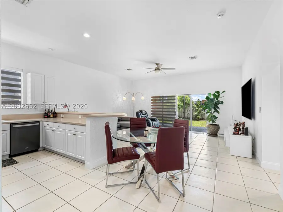 15780 SW 141st St, Miami, FL 33196 - #3