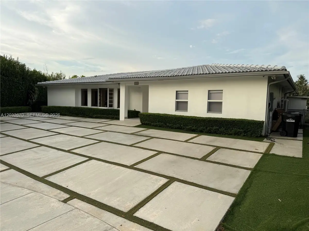 13305 Biscayne Island Ter, North Miami, FL 33181 - #1