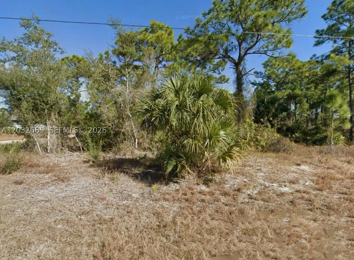 1015 Maddock St E, Lehigh Acres, FL 33974 - #1