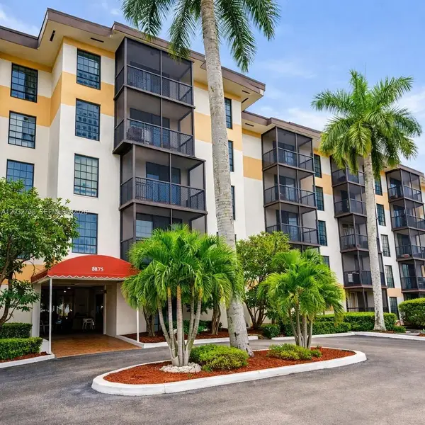 5570 NW 44th St #308A, Lauderhill, FL 33319
