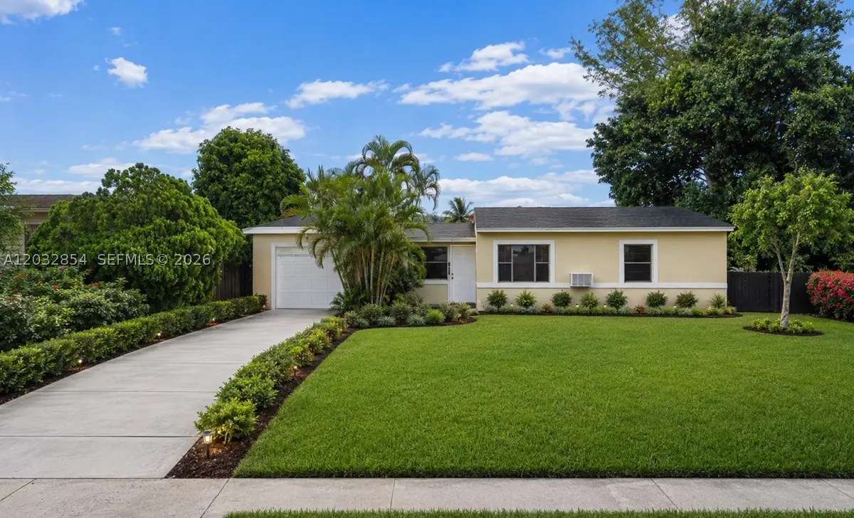 261 NW 139th St, Miami, FL 33168 - #1