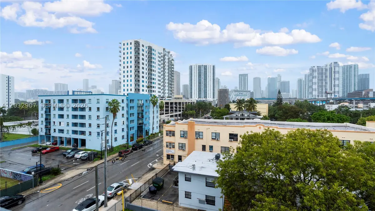 546 SW 1st St #603, Miami, FL 33130 - #1