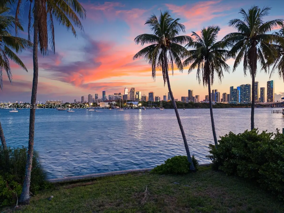 1228 S Venetian Way, Miami, FL 33139 - #1