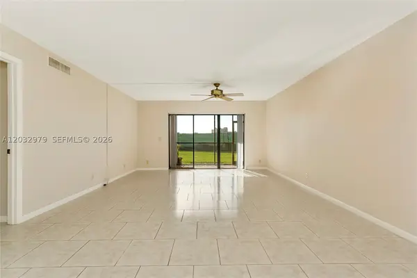 300 Racquet Club Rd #104, Weston, FL 33326
