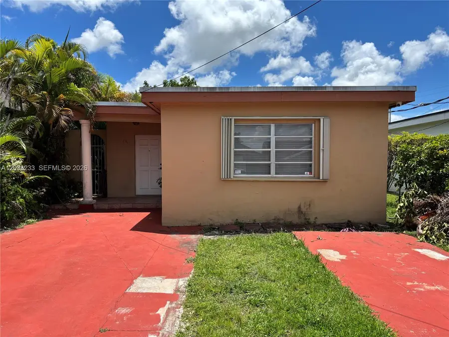 211 NW 60th Ave, Miami, FL 33126 - #2