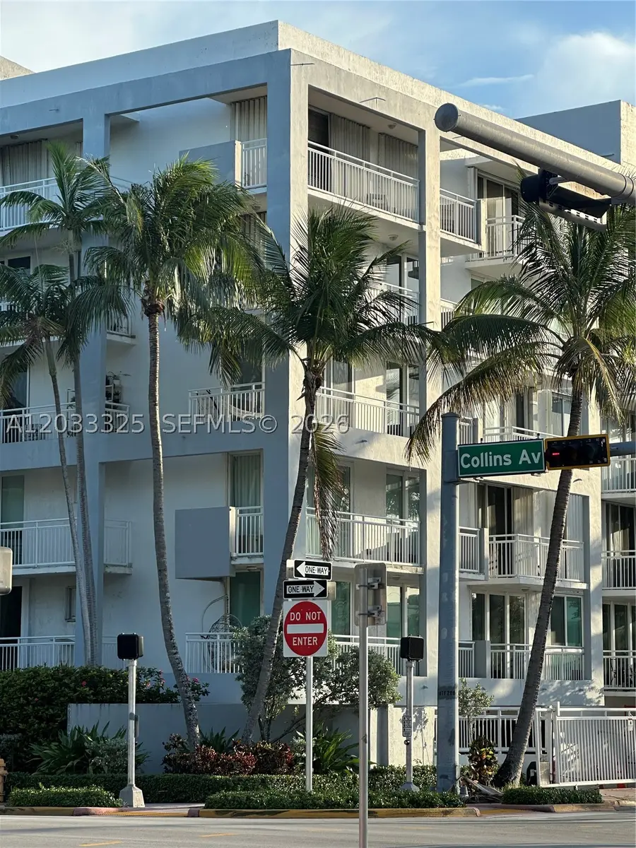 7832 Collins Ave #406, Miami Beach, FL 33141 - #3