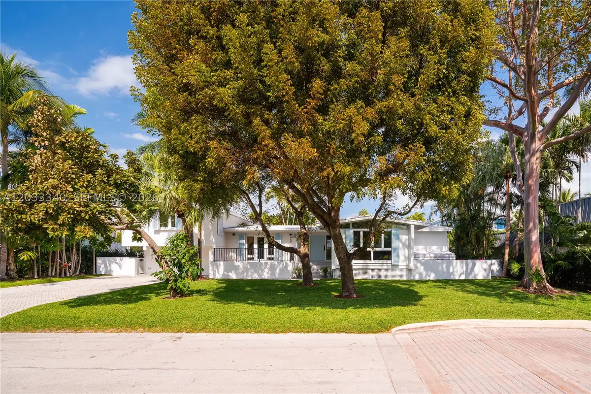 669 S Mashta Dr, Key Biscayne, FL 33149 - #1