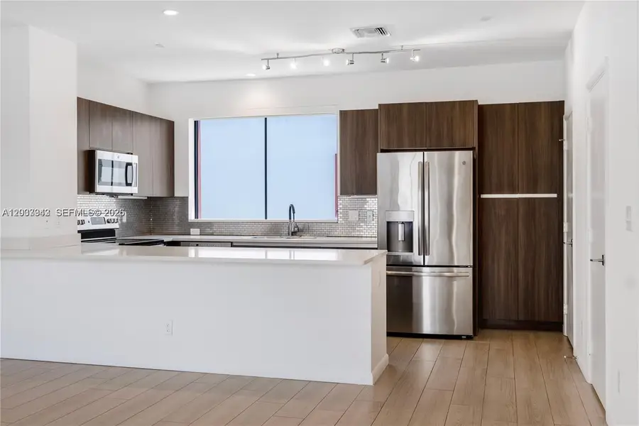 113 NE 6 #2123, Fort Lauderdale, FL 33304 - #2