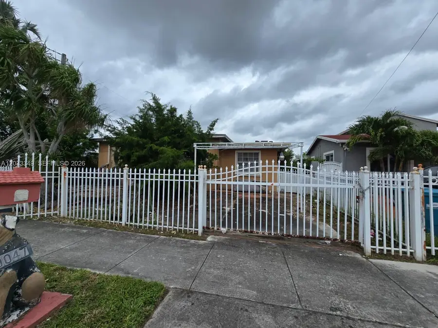 9039 SW 34th St, Miami, FL 33165 - #2