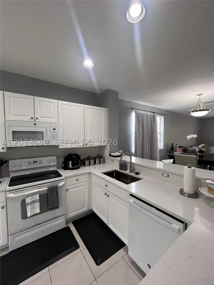 681 NW 42nd Ave, Plantation, FL 33317 - #3