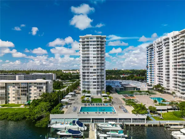 18011 Biscayne Blvd #902, Aventura, FL 33160