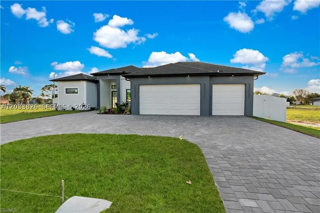 628 Chiquita Blvd N, Cape Coral, FL 33993 - #1