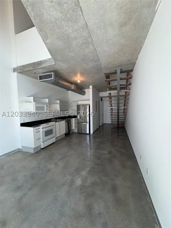 690 SW 1st Ct #1212, Miami, FL 33130