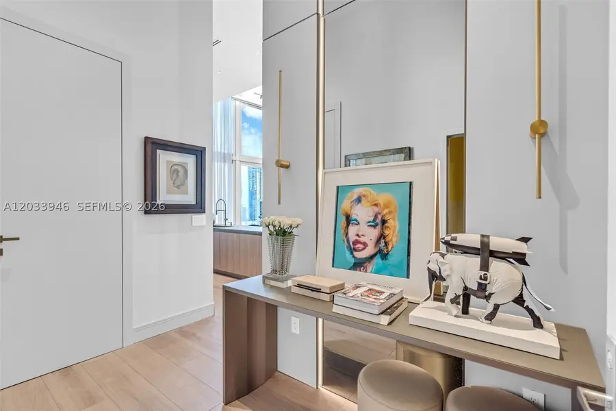 475 Brickell Ave #2215, Miami, FL 33131 - #2
