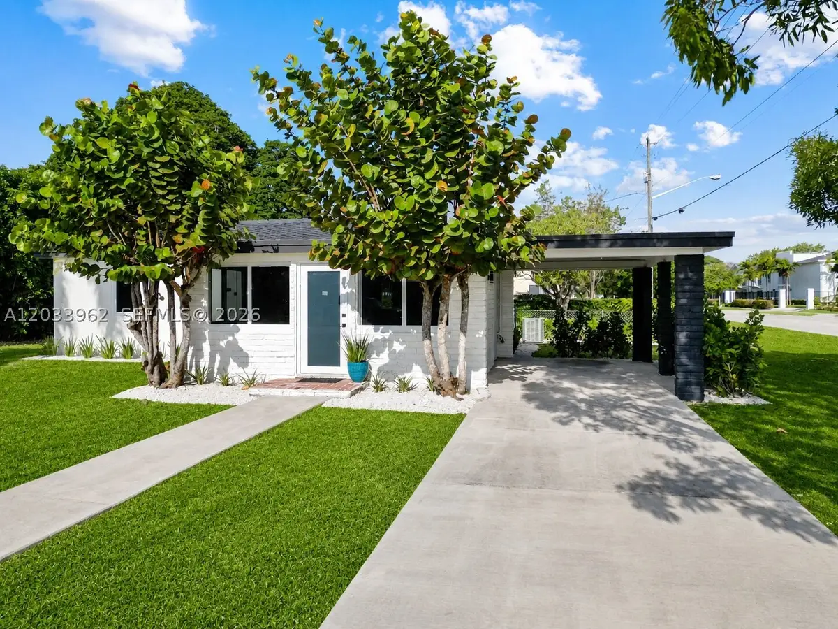 1044 NE 4th Ave, Homestead, FL 33030 - #1