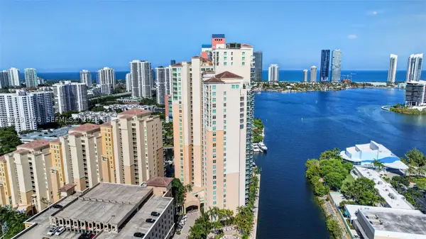 3340 NE 190th St #402, Aventura, FL 33180