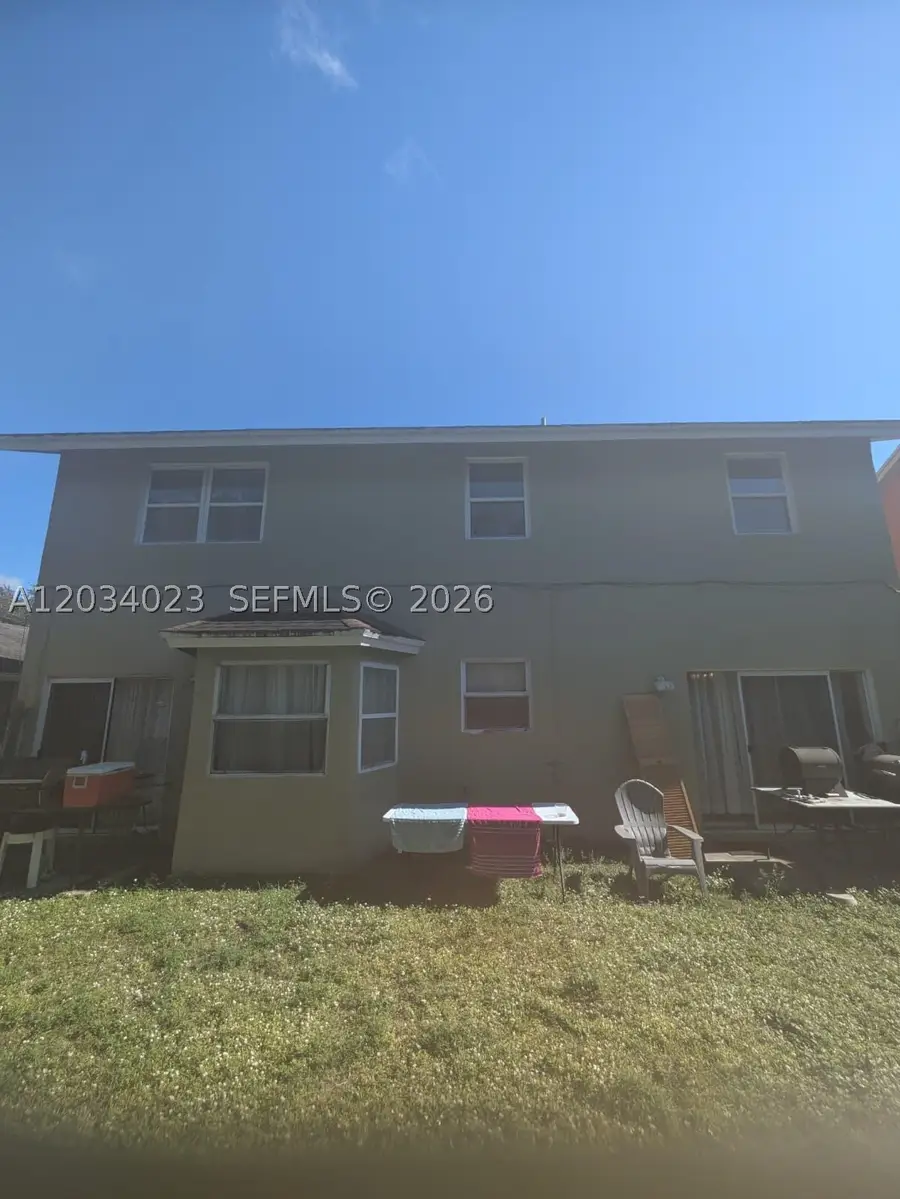 950 SW 95th Ter, Pembroke Pines, FL 33025 - #2