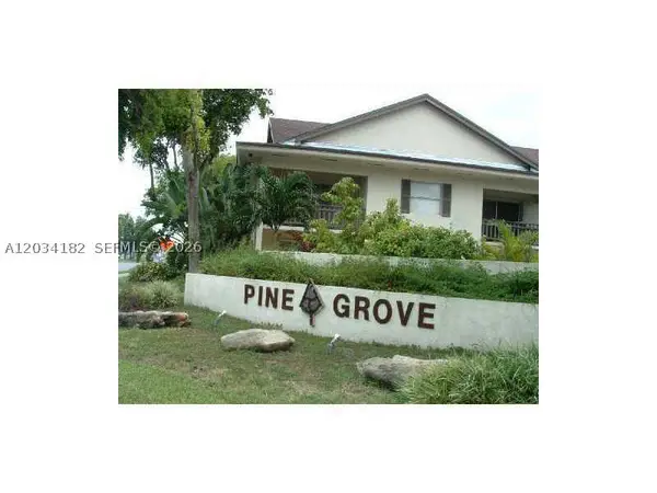 11261 SW 88 St #205H, Miami, FL 33176