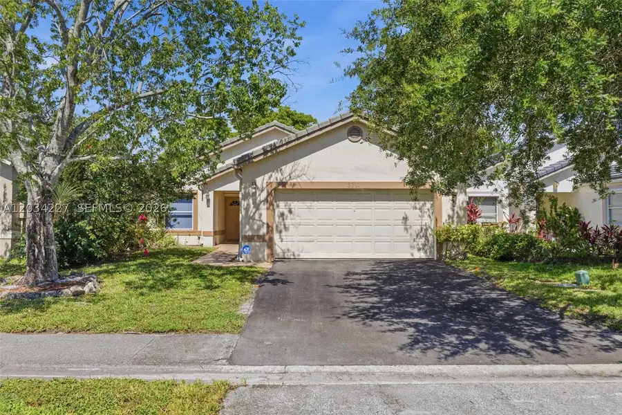 3211 NW 123rd Ave, Coral Springs, FL 33065 - #2