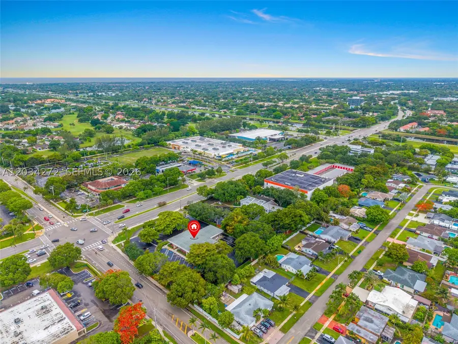 8200 N University Dr, Tamarac, FL 33321 - #2