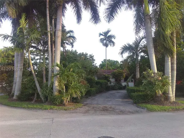 5300 SW 103rd Pl, Miami, FL 33165