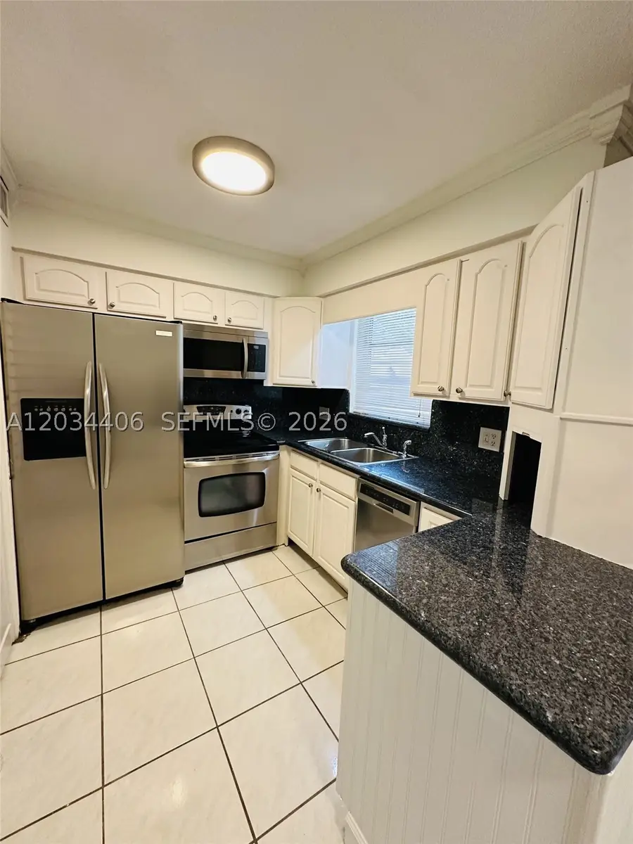 2319 Jackson St #6, Hollywood, FL 33020 - #2