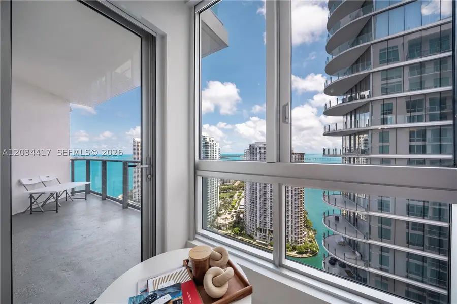 300 S Biscayne Blvd #T-3406, Miami, FL 33131 - #3
