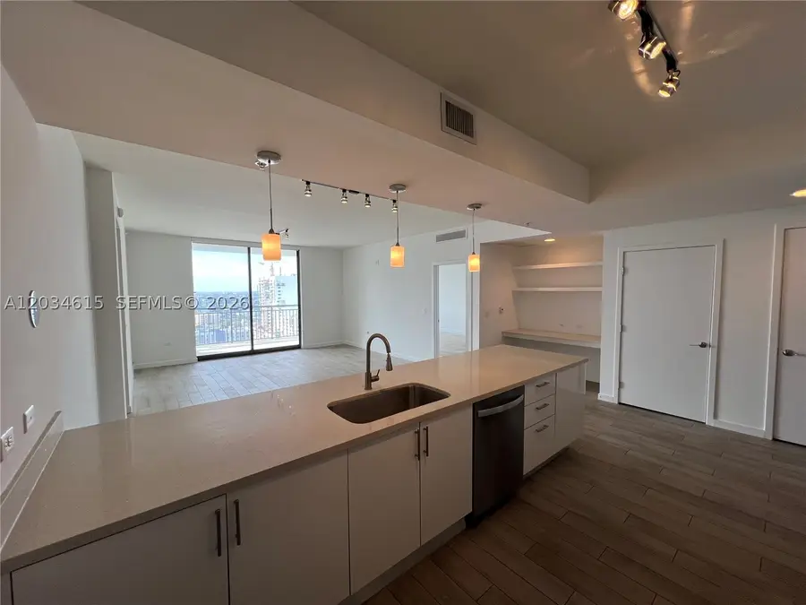 999 SW 1st Ave #2405, Miami, FL 33130 - #3