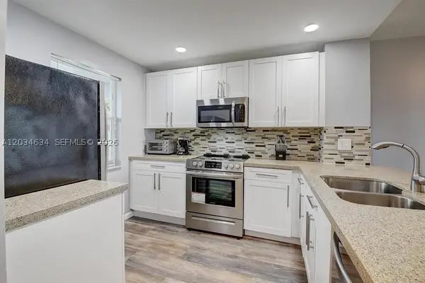 9880 Marina Blvd #1516, Boca Raton, FL 33428