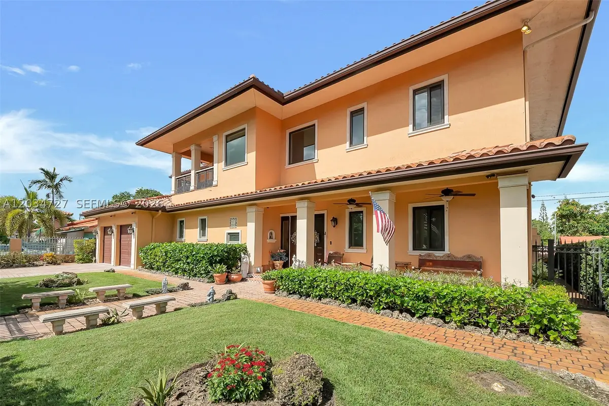 4251 SW 11th St, Miami, FL 33134 - #1