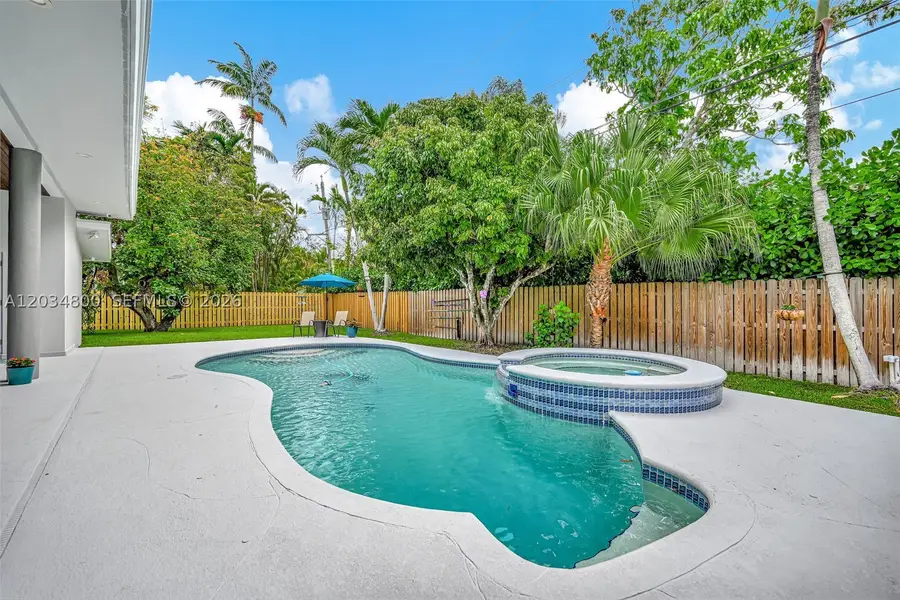 15845 SW 87th Ave, Palmetto Bay, FL 33157 - #2