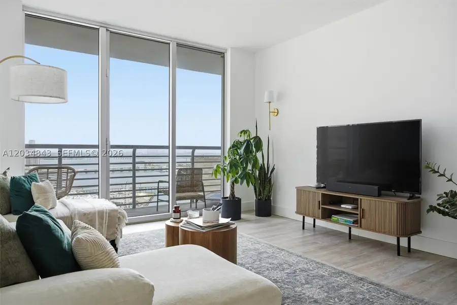 325 S Biscayne Blvd #4022, Miami, FL 33131 - #3