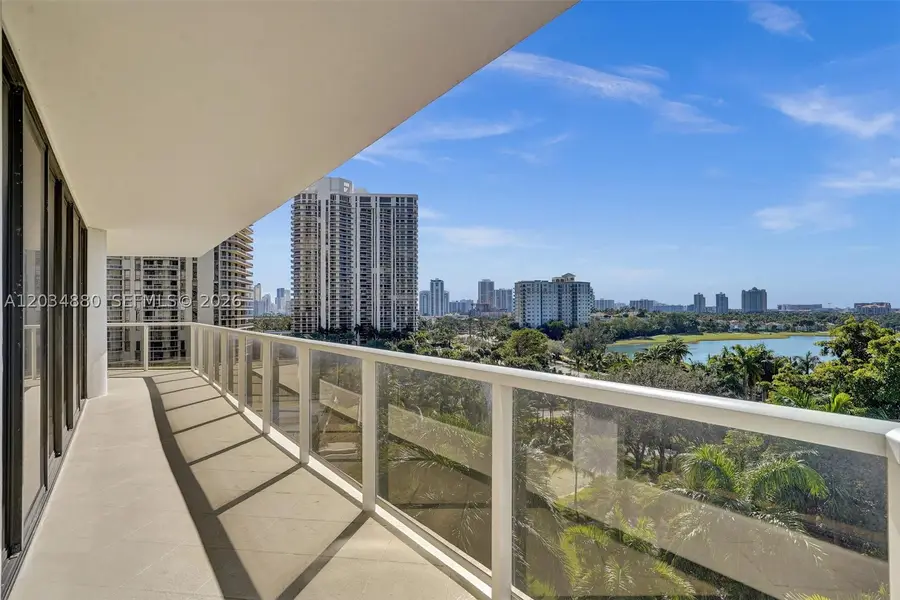 20281 E Country Club Dr #615, Aventura, FL 33180 - #3