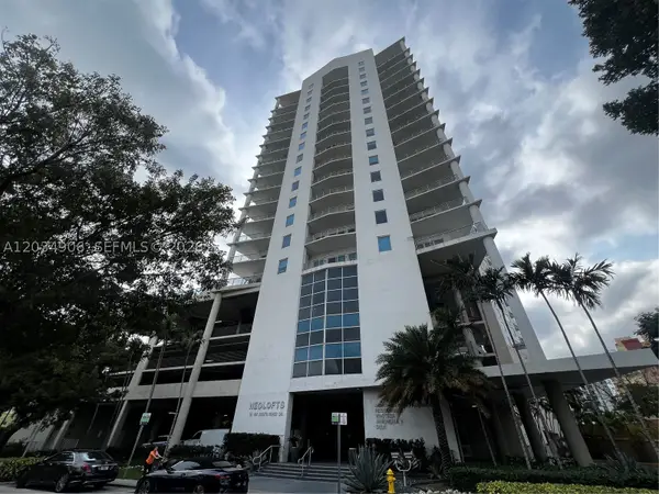 10 SW South River Dr #812, Miami, FL 33130