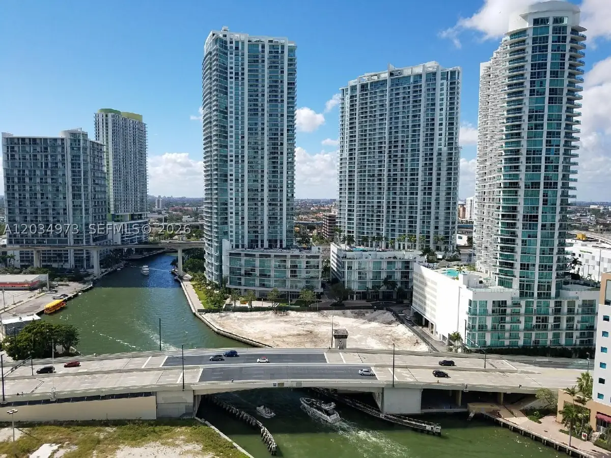 31 SE 5th St #2205, Miami, FL 33131 - #1