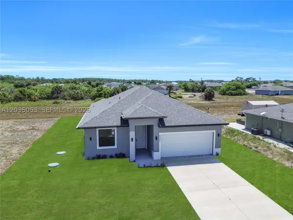 8045 Buttercup Cir, La Belle, FL 33935