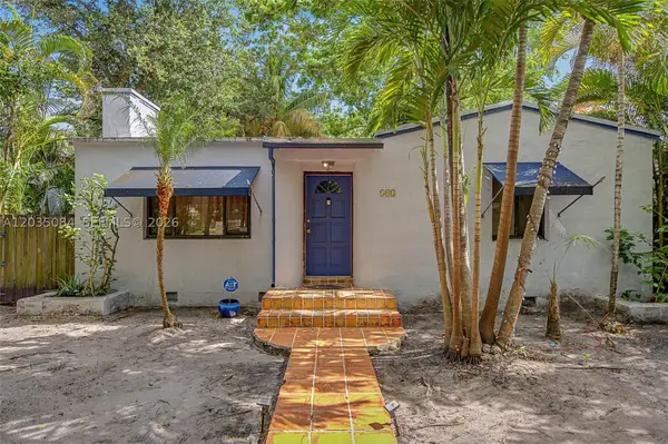 583 NW 47th St, Miami, FL 33127